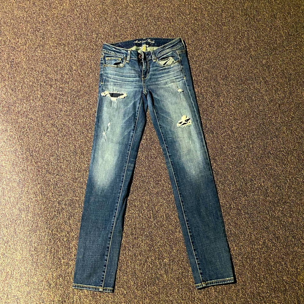 American Eagle Outfitters women’s skinny jeans size 4